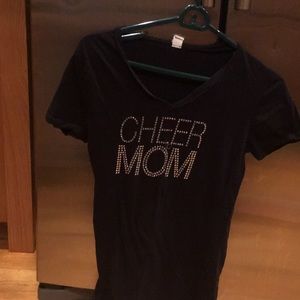 Women’s cheer mom shirt worn 5 times large